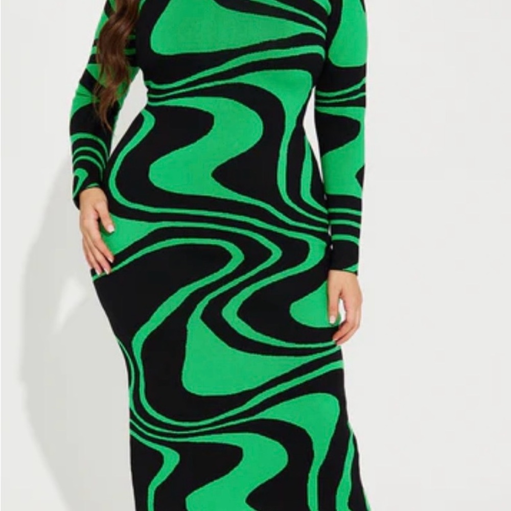 Fashion Nova Azaria Sweater Midi Dress In Black and Green Brand New Size 2XL